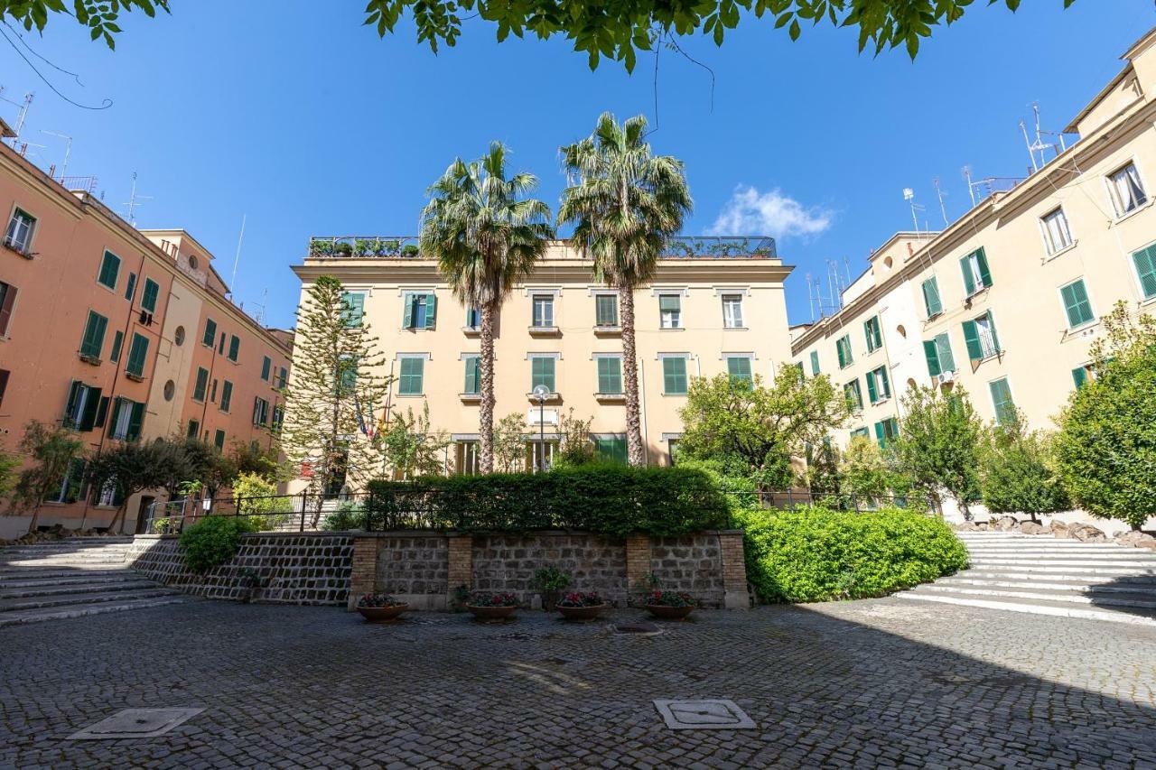 Vaticano St Joseph 3*